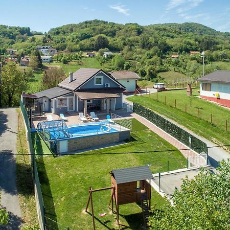 Cvetkova Hiza Sa Jacuzzijem Βίλα Tuheljske Toplice Εξωτερικό φωτογραφία