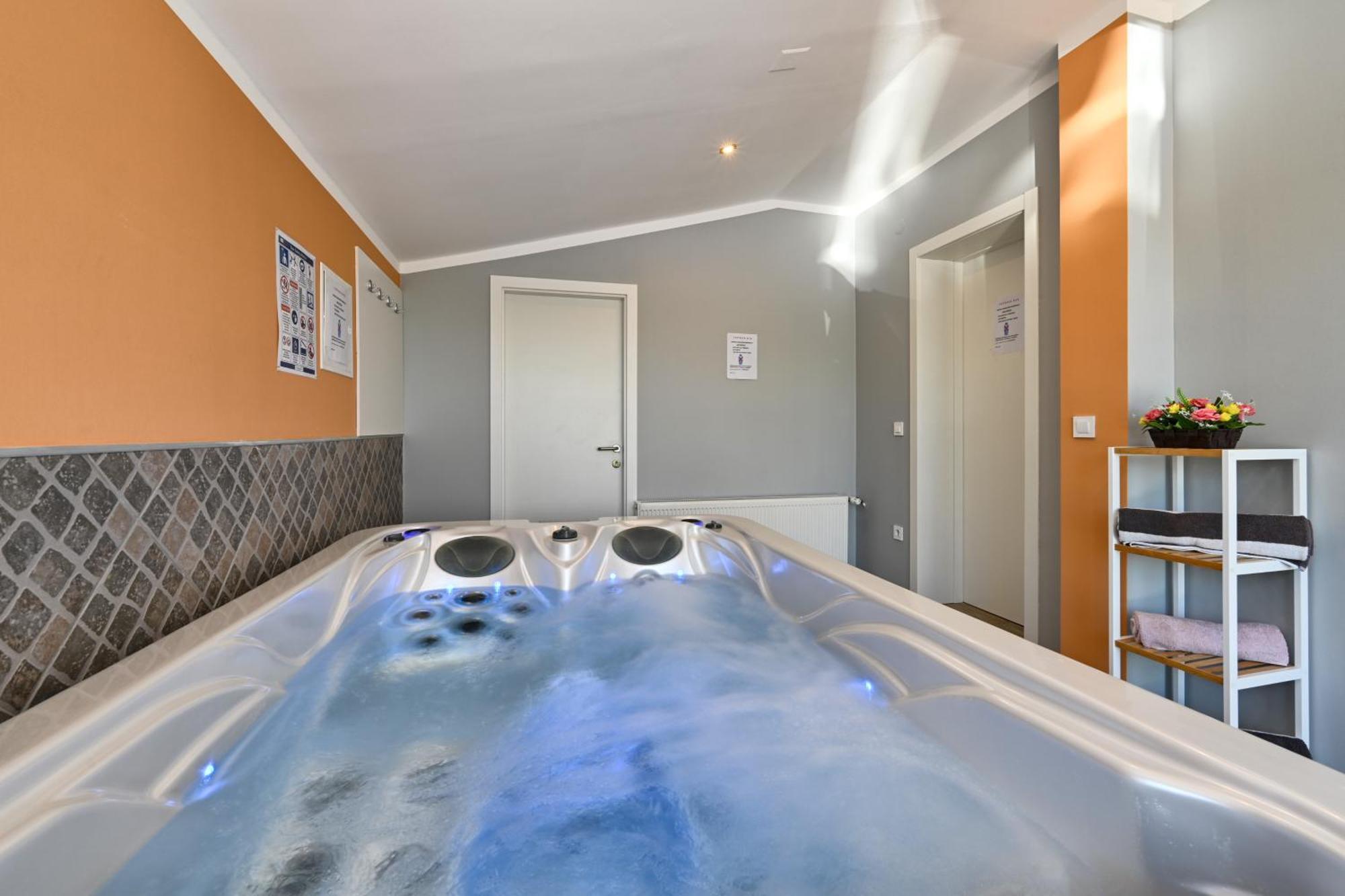 Cvetkova Hiza Sa Jacuzzijem Βίλα Tuheljske Toplice Εξωτερικό φωτογραφία