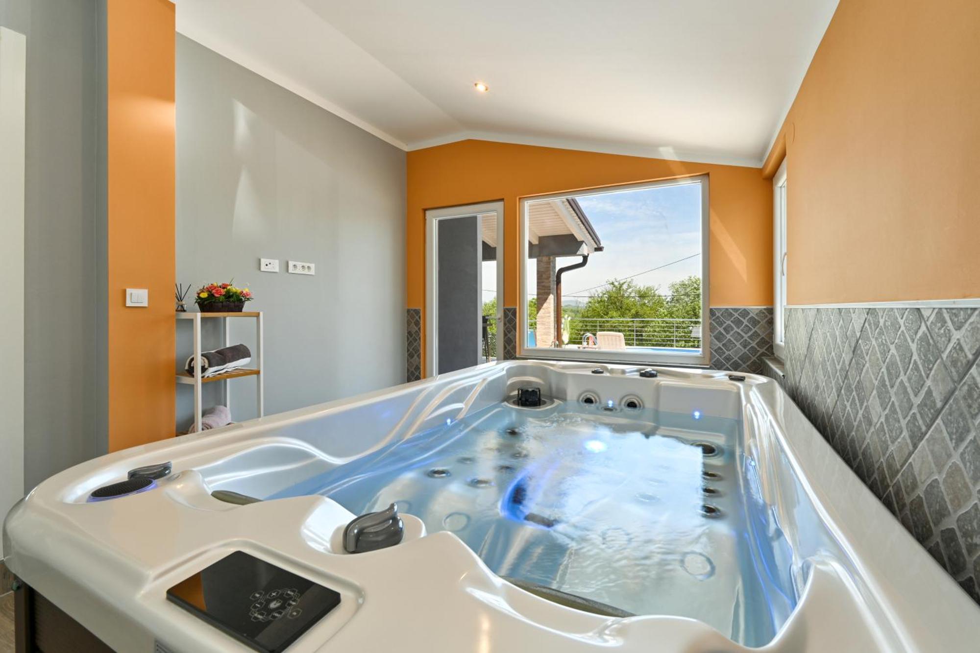 Cvetkova Hiza Sa Jacuzzijem Βίλα Tuheljske Toplice Εξωτερικό φωτογραφία